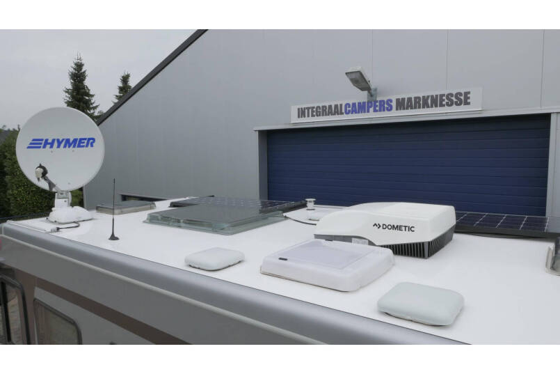 Hymer B 704 SL Automaat | 180 pk | AL-DE | 2 aparte bedden | Hefbed 50