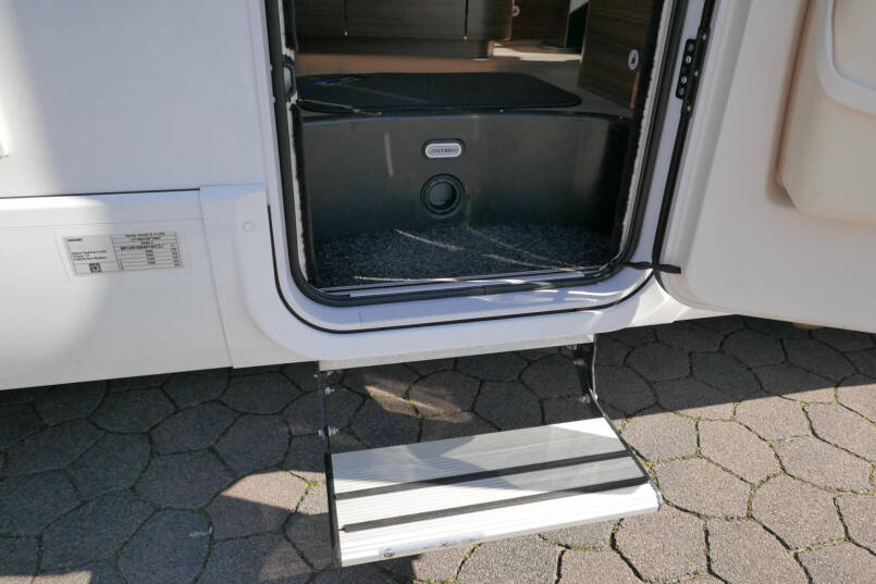 Hymer BMC-I 680 ModernComfort | Levelsysteem | AL-DE | Airco | Omvormer 18