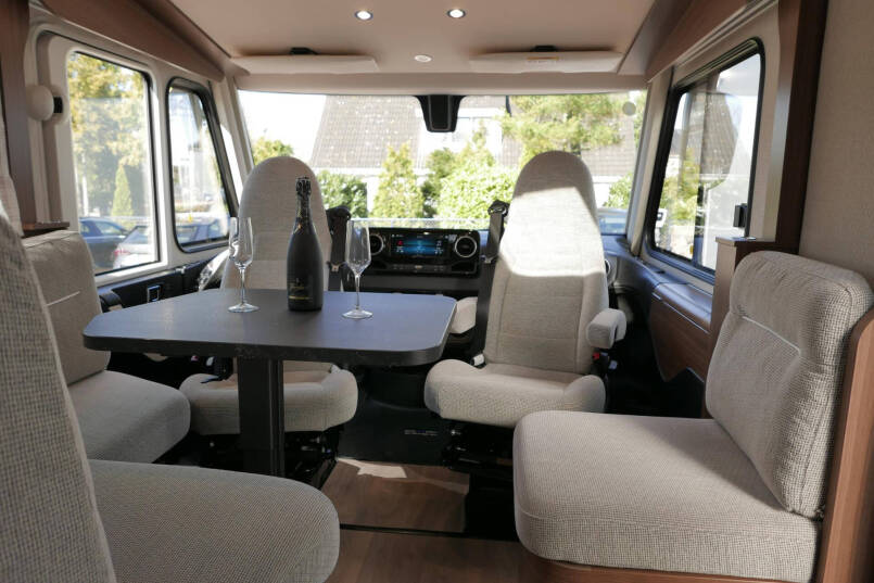Hymer BMC-I 680 ModernComfort | Levelsysteem | AL-DE | Airco | Omvormer 24