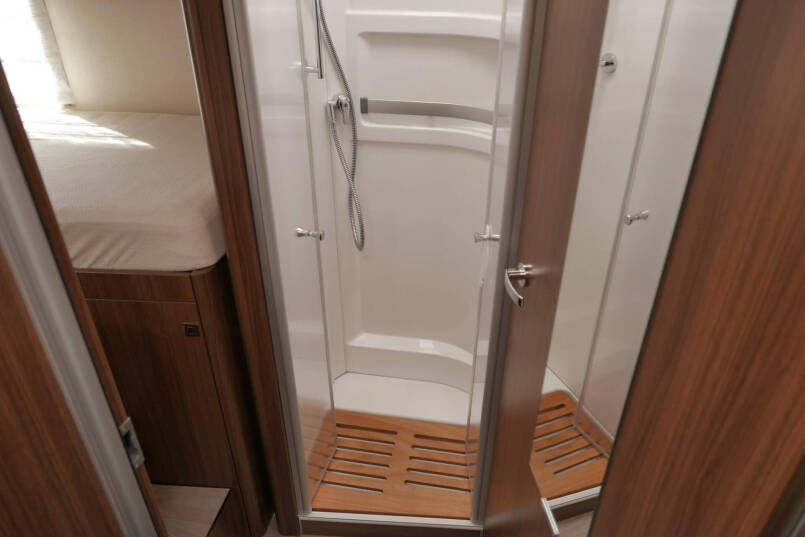 Hymer BMC-I 680 ModernComfort | Levelsysteem | AL-DE | Airco | Omvormer 49