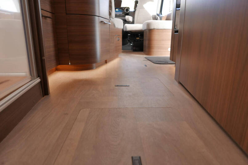 Hymer BMC-I 680 ModernComfort | Levelsysteem | AL-DE | Airco | Omvormer 54