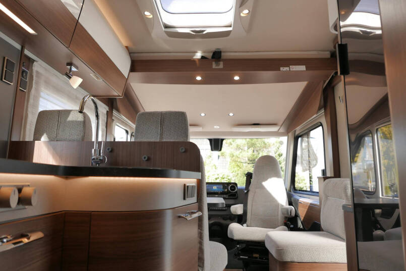 Hymer BMC-I 680 ModernComfort | Levelsysteem | AL-DE | Airco | Omvormer 55