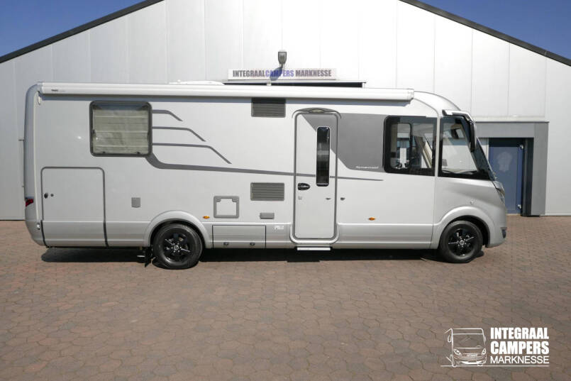 Hymer BML-I 790 MasterLine | Queensbed | Levelsysteem | Hefbed | Lithium | 0