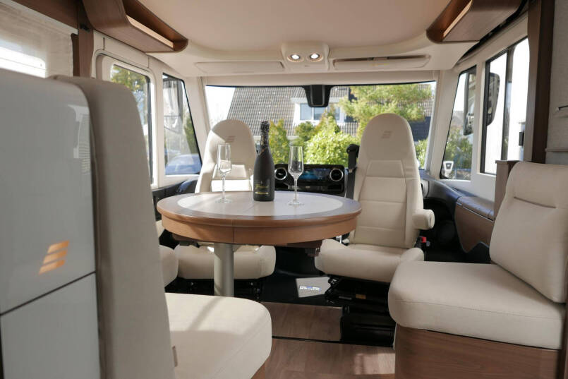Hymer BML-I 790 MasterLine | Queensbed | Levelsysteem | Hefbed | Lithium | 27
