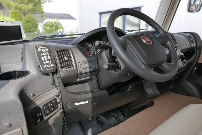 Hymer B 534 | DuoMobile | Rondzit | Luchtvering | Automaat | Levelsysteem 19