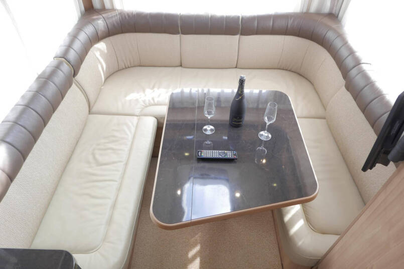 Hymer B 534 | DuoMobile | Rondzit | Luchtvering | Automaat | Levelsysteem 40