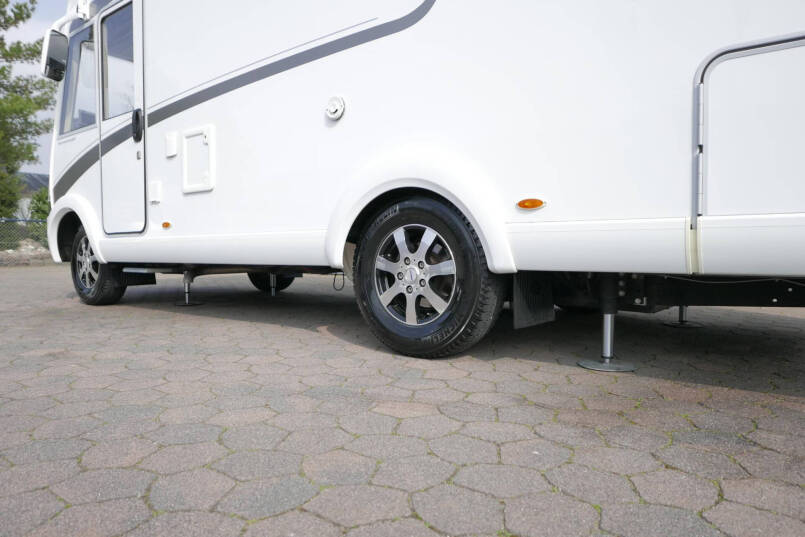 Hymer B 534 | DuoMobile | Rondzit | Luchtvering | Automaat | Levelsysteem 7
