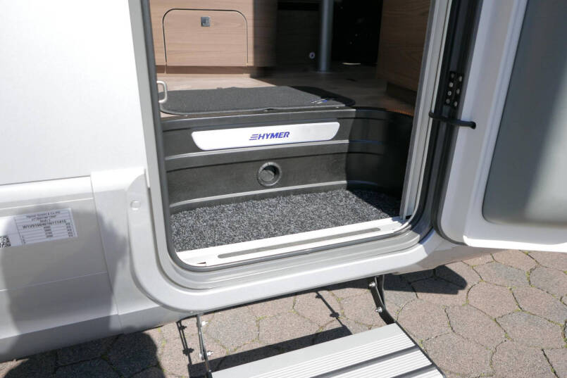 Hymer BML-I 780 MasterLine | Levelsysteem | Lithium | Airco | Enkele bedden 18