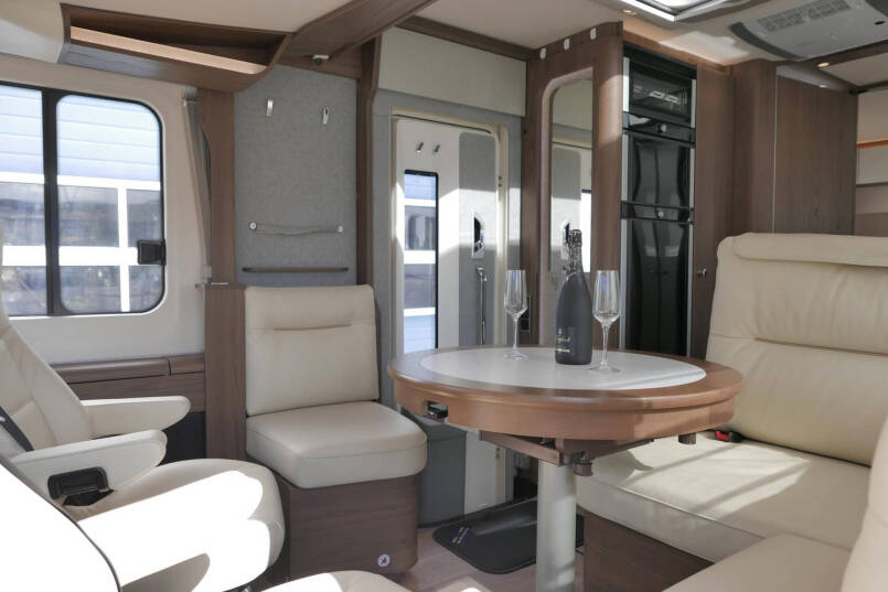 Hymer BML-I 780 MasterLine | Levelsysteem | Lithium | Airco | Enkele bedden 32