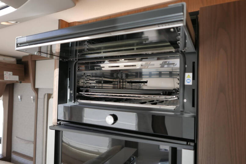 Hymer BML-I 780 MasterLine | Levelsysteem | Lithium | Airco | Enkele bedden 40