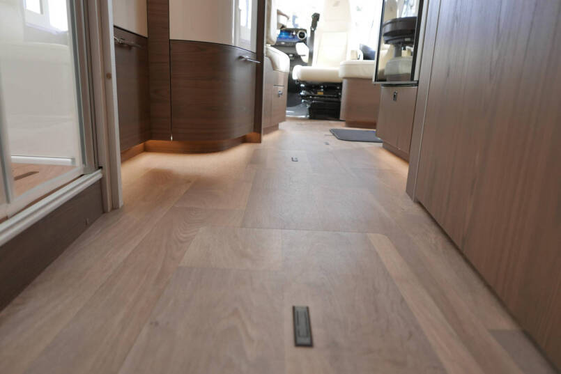 Hymer BML-I 780 MasterLine | Levelsysteem | Lithium | Airco | Enkele bedden 61
