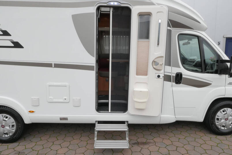 Hymer T 588 SL | AL-KO maxi | 180pk Automaat | Levelsysteem 10