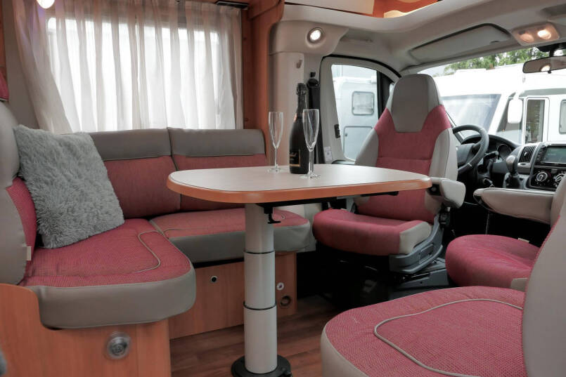 Hymer T 588 SL | AL-KO maxi | 180pk Automaat | Levelsysteem 23