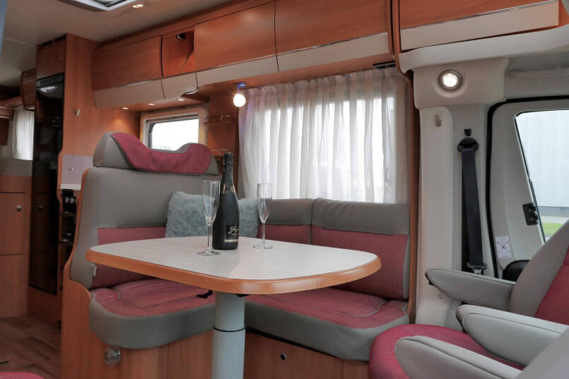 Hymer T 588 SL | AL-KO maxi | 180pk Automaat | Levelsysteem 24