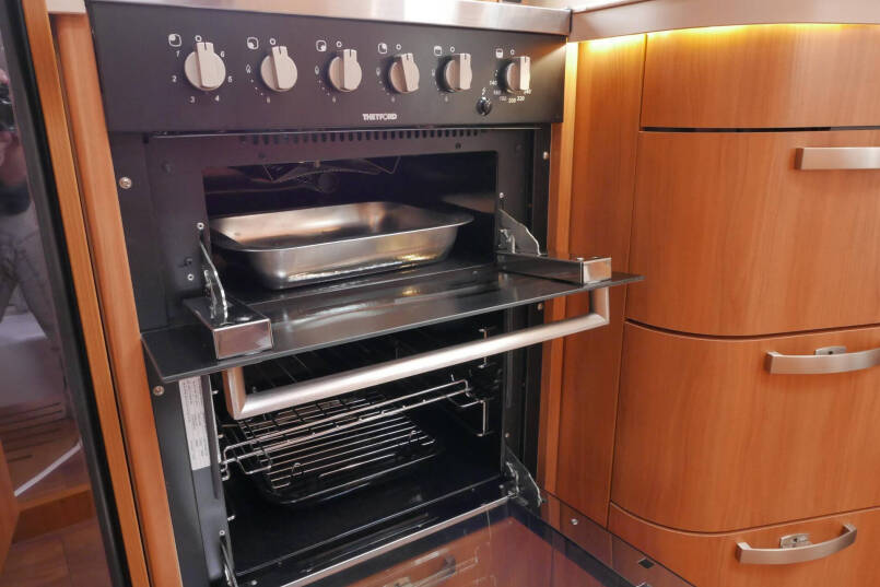 Hymer T 588 SL | AL-KO maxi | 180pk Automaat | Levelsysteem 30