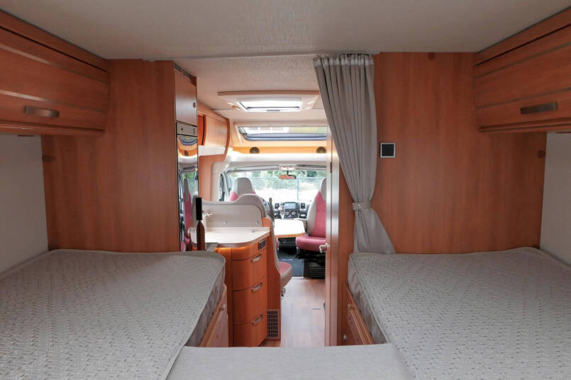 Hymer T 588 SL | AL-KO maxi | 180pk Automaat | Levelsysteem 37