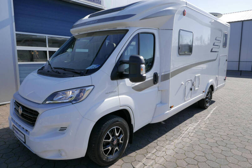 Hymer T 578 CL | Enkele bedden | Automatische schotel | AL-KO chassis 9