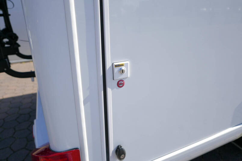 Hymer T 578 CL | Enkele bedden | Automatische schotel | AL-KO chassis 12