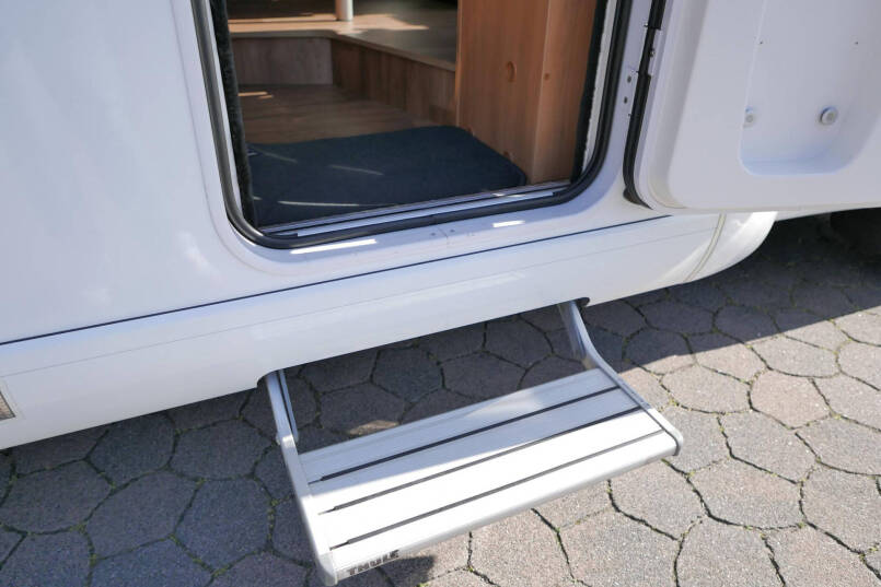 Hymer T 578 CL | Enkele bedden | Automatische schotel | AL-KO chassis 19