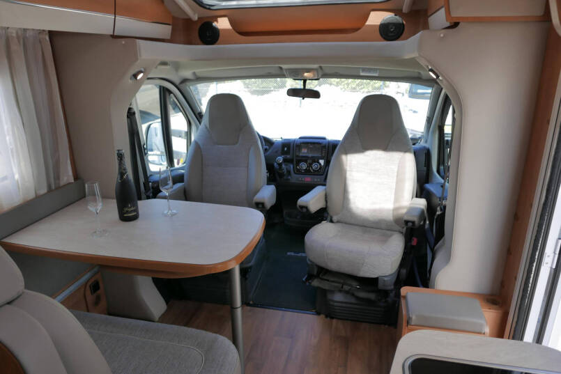 Hymer T 578 CL | Enkele bedden | Automatische schotel | AL-KO chassis 25