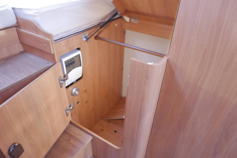 Hymer T 578 CL | Enkele bedden | Automatische schotel | AL-KO chassis 40