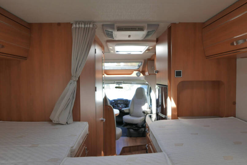 Hymer T 578 CL | Enkele bedden | Automatische schotel | AL-KO chassis 42