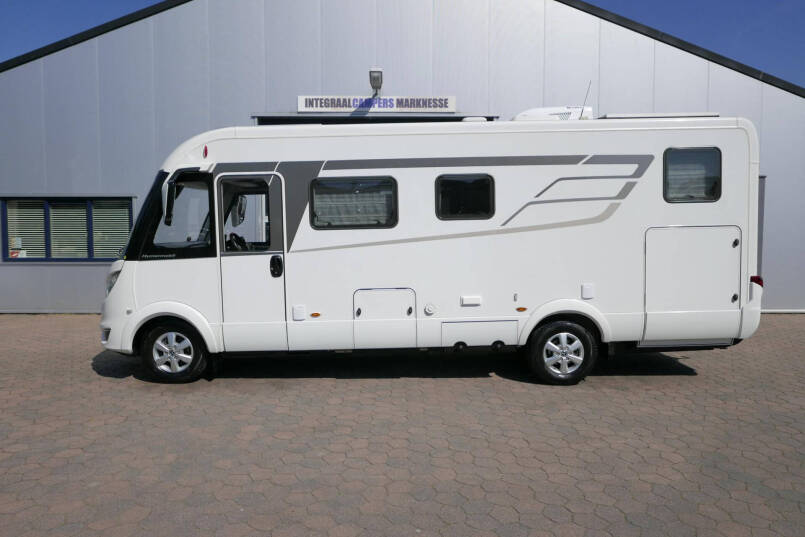 Hymer BMC-I 680 ModernComfort | Airco | Zonnepanelen | Enkele bedden 2