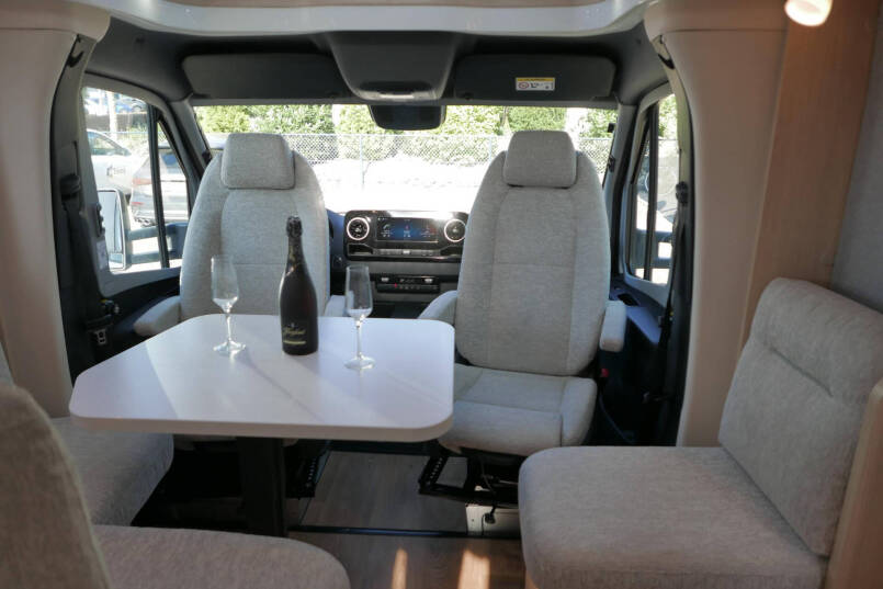Hymer BMC-T 600 | Enkele bedden | Lithium | AL-KO maxi | Omvormer | 24