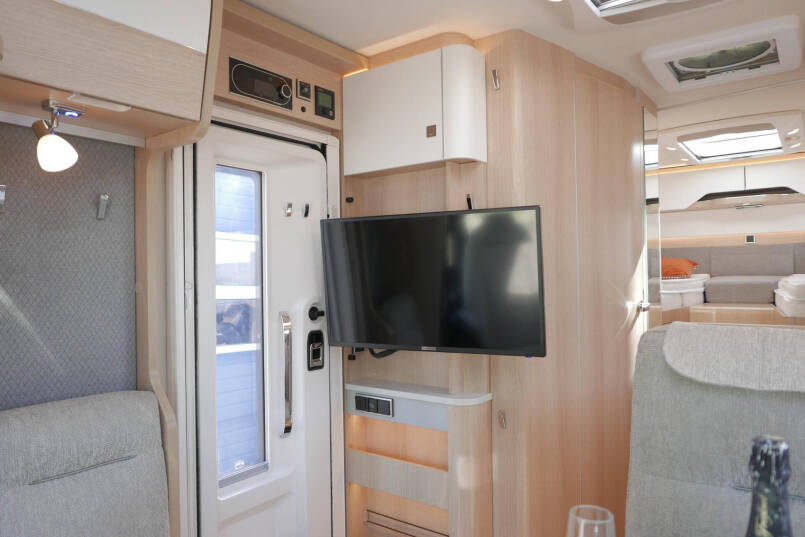 Hymer BMC-T 600 | Enkele bedden | Lithium | AL-KO maxi | Omvormer | 29