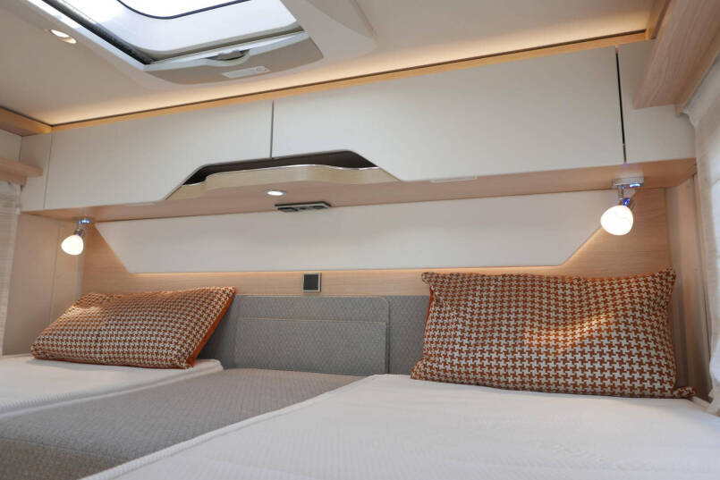 Hymer BMC-T 600 | Enkele bedden | Lithium | AL-KO maxi | Omvormer | 37