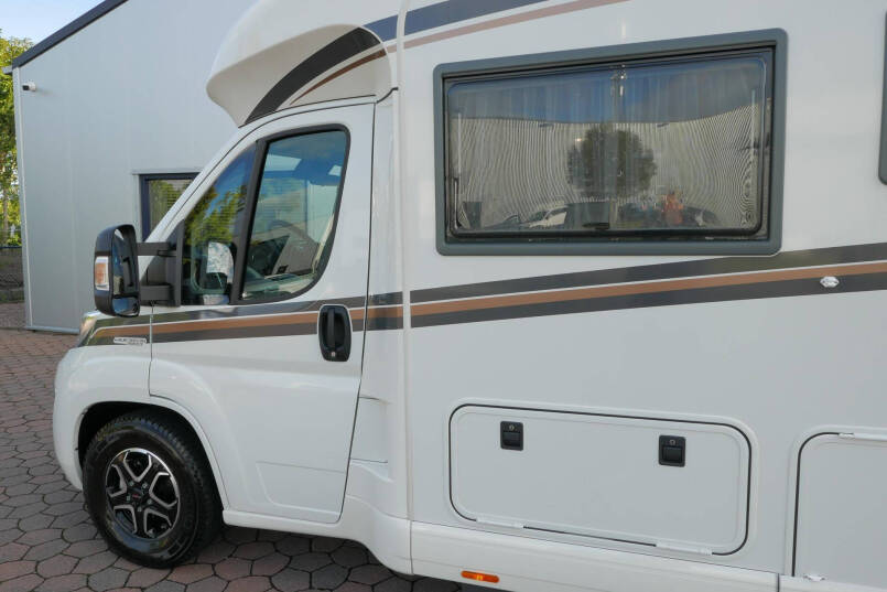 Carthago C-Tourer T 149 LE 9G Automaat | Enkele bedden | AL-KO maxi chassis 11