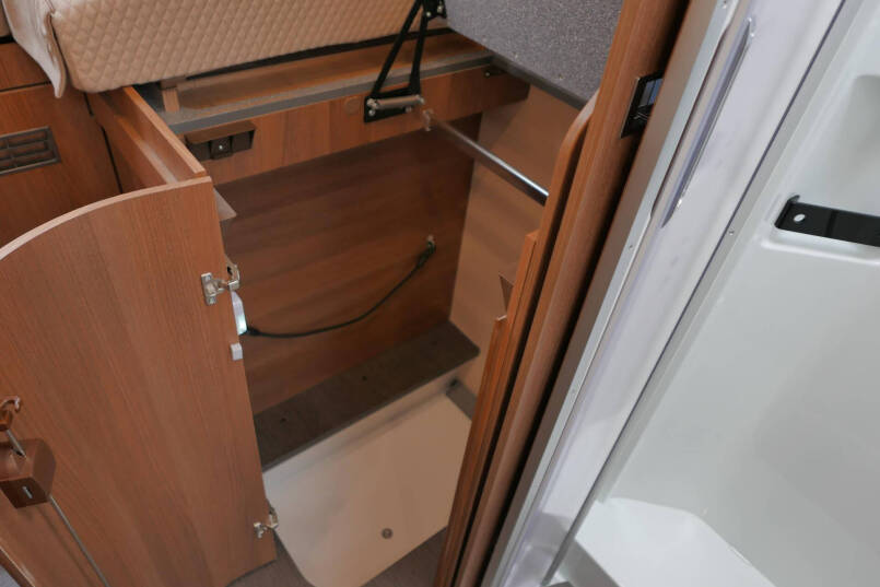 Carthago C-Tourer T 149 LE 9G Automaat | Enkele bedden | AL-KO maxi chassis 44
