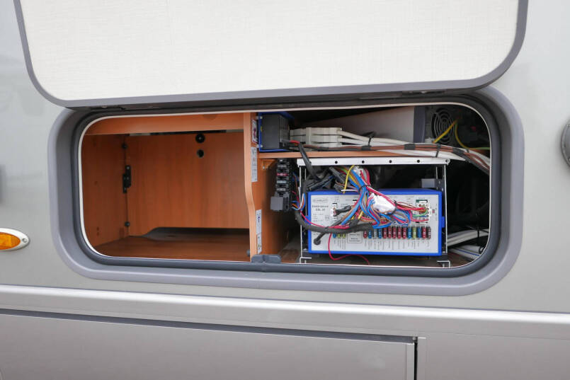 Hymer ML-I 620 3.0 V6 | Levelsysteem | Airco | Alde | 2 Zonnepanelen | 15
