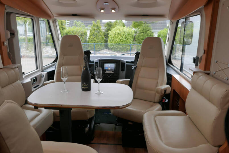 Hymer ML-I 620 3.0 V6 | Levelsysteem | Airco | Alde | 2 Zonnepanelen | 25