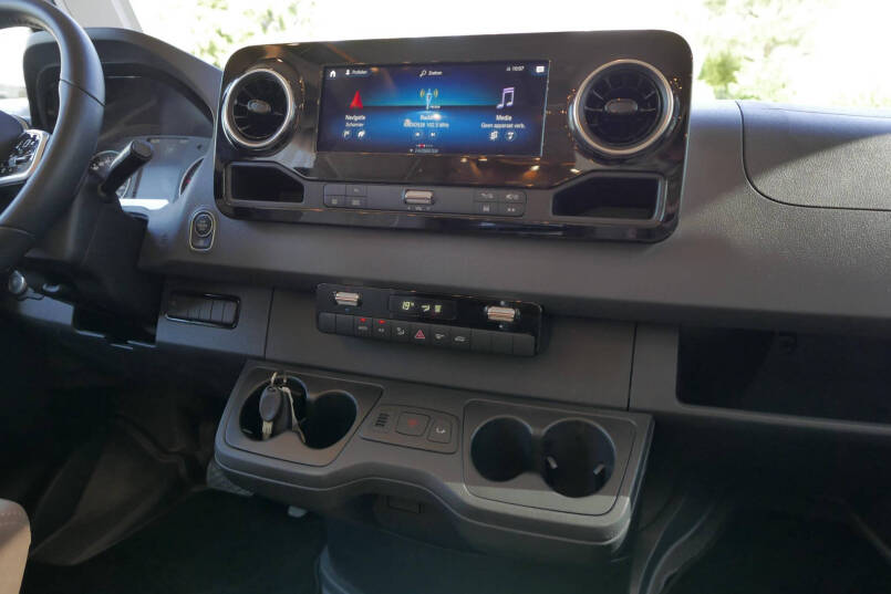 Carthago C-Tourer I 149 LE | 400 Ah lithium | Levelsysteem | Airco | Mercedes 28