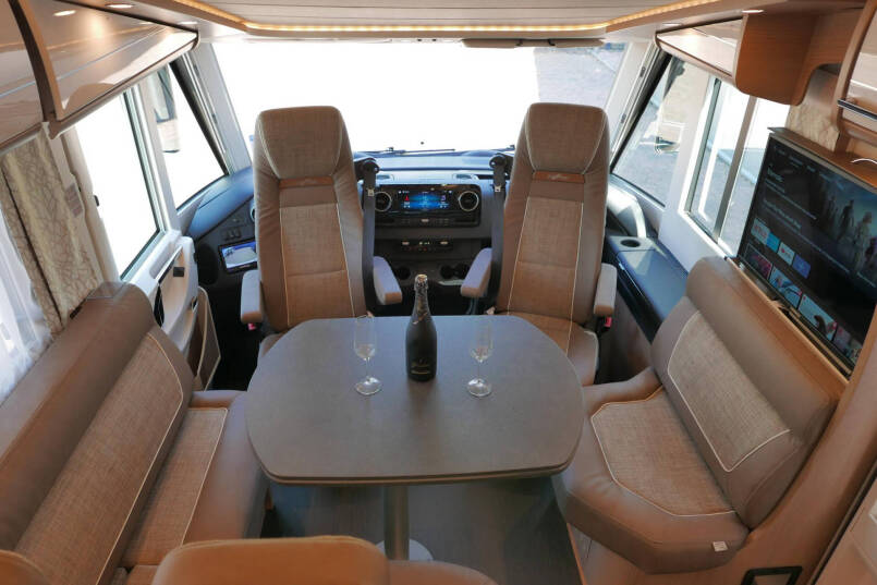 Carthago C-Tourer I 149 LE | 400 Ah lithium | Levelsysteem | Airco | Mercedes 30