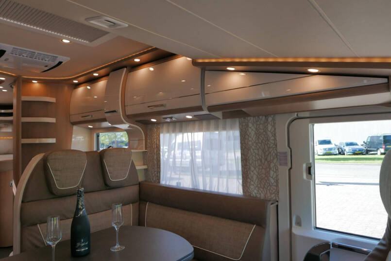 Carthago C-Tourer I 149 LE | 400 Ah lithium | Levelsysteem | Airco | Mercedes 35