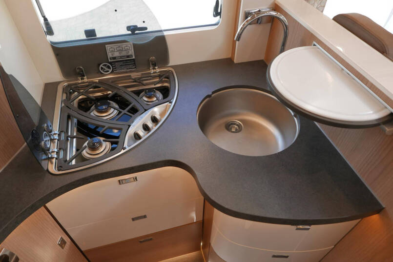 Carthago C-Tourer I 149 LE | 400 Ah lithium | Levelsysteem | Airco | Mercedes 44