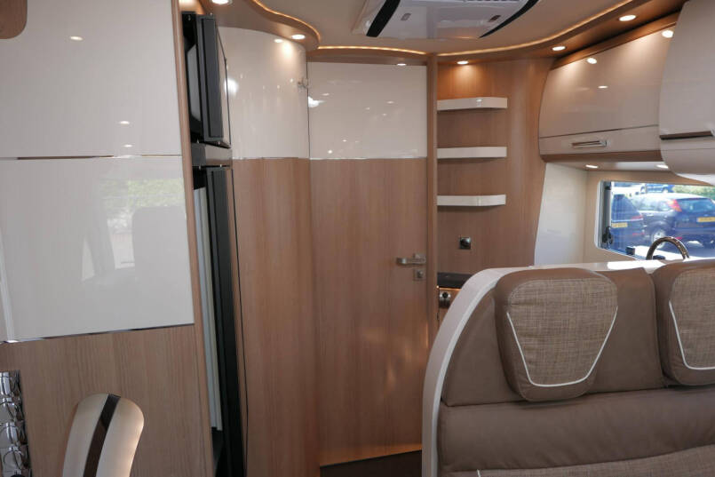 Carthago C-Tourer I 149 LE | 400 Ah lithium | Levelsysteem | Airco | Mercedes 47