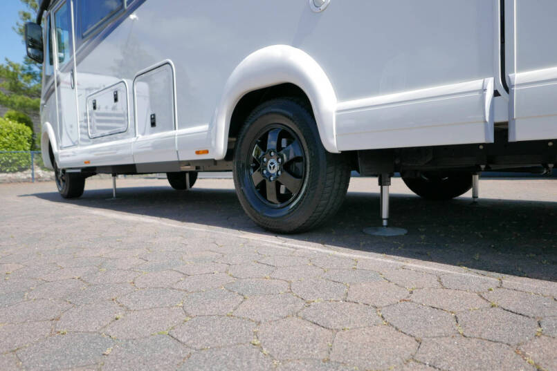 Carthago C-Tourer I 149 LE | 400 Ah lithium | Levelsysteem | Airco | Mercedes 6