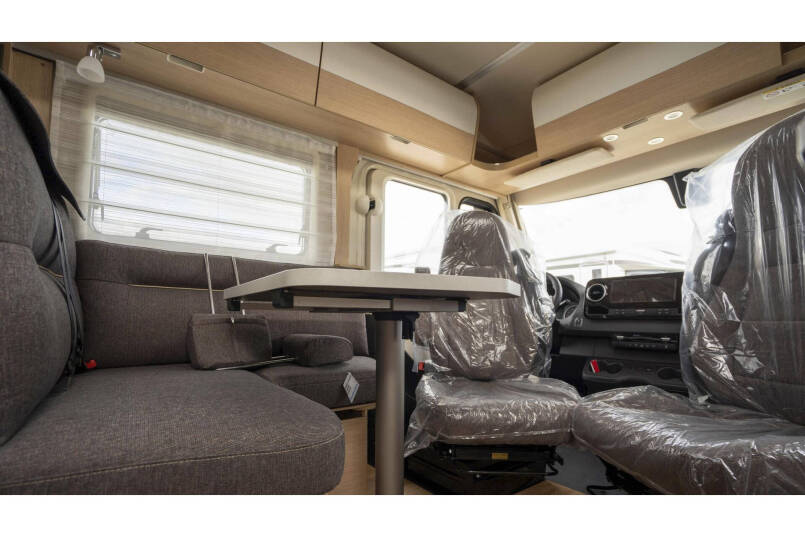 Hymer BMC-I 680 Bovenkastjes | Levelsysteem | Lithium | enkelen bedden 2