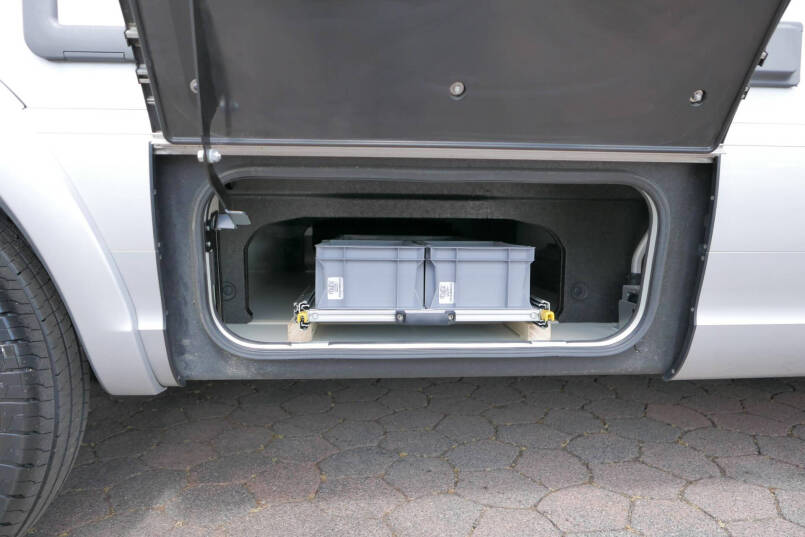 Hymer BML-I 780 MasterLine | Levelsysteem | Luchtvering | 5 Persoon | Lithium | Airco | 15