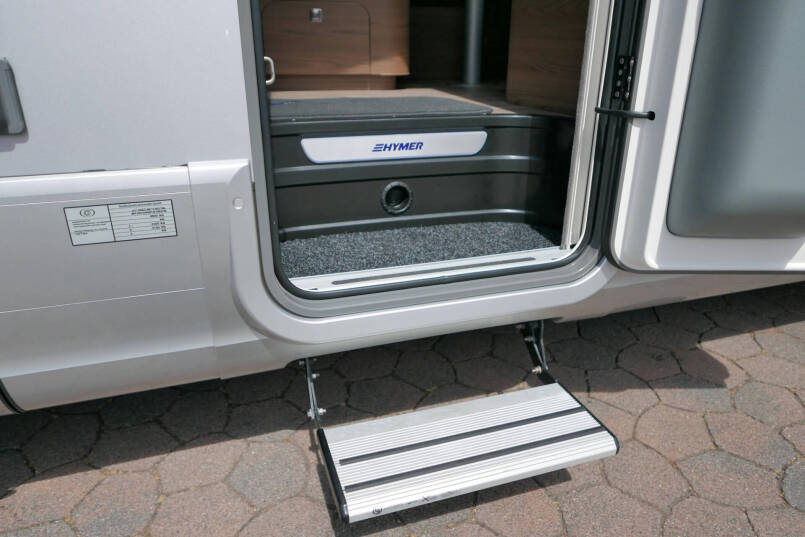 Hymer BML-I 780 MasterLine | Levelsysteem | Luchtvering | 5 Persoon | Lithium | Airco | 19