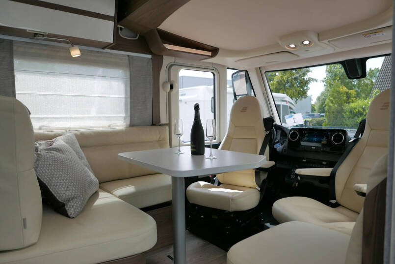 Hymer BML-I 780 MasterLine | Levelsysteem | Luchtvering | 5 Persoon | Lithium | Airco | 29