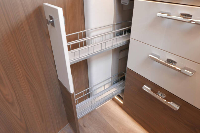 Hymer BML-I 780 MasterLine | Levelsysteem | Luchtvering | 5 Persoon | Lithium | Airco | 42