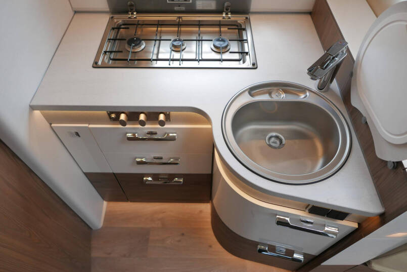 Hymer BML-I 780 MasterLine | Levelsysteem | Luchtvering | 5 Persoon | Lithium | Airco | 43