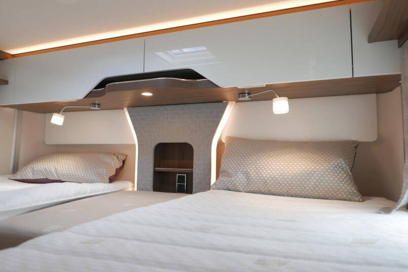 Hymer BML-I 780 MasterLine | Levelsysteem | Luchtvering | 5 Persoon | Lithium | Airco | 46