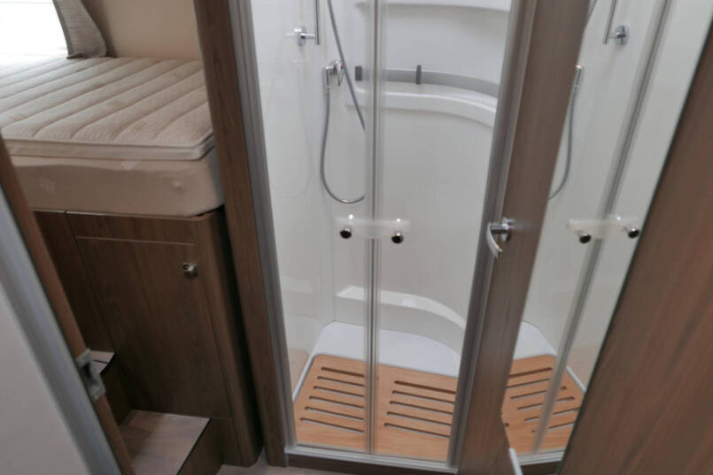 Hymer BML-I 780 MasterLine | Levelsysteem | Luchtvering | 5 Persoon | Lithium | Airco | 53