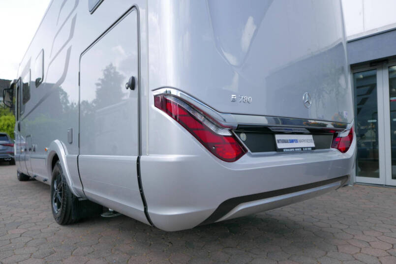 Hymer BML-I 780 MasterLine | Levelsysteem | Luchtvering | 5 Persoon | Lithium | Airco | 8