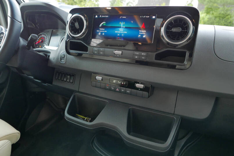 Hymer BMC-T 600 WhiteLine | Levelsysteem | Lithium | Airco | Clesana 23
